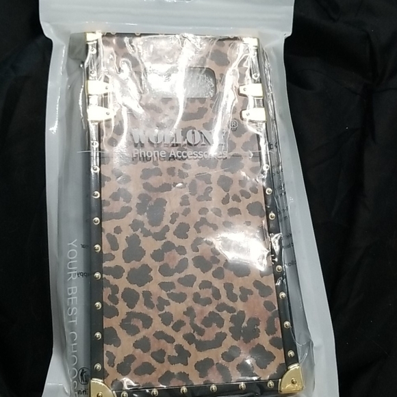 Galaxy S8 leopard studded phone case - Picture 8 of 10